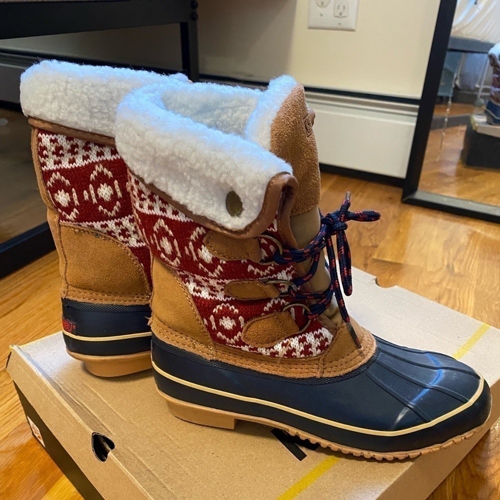 Khombu Snow Fur Sherpa Winter Ankle Boots Tan fair isle size Women 6 | 5.5